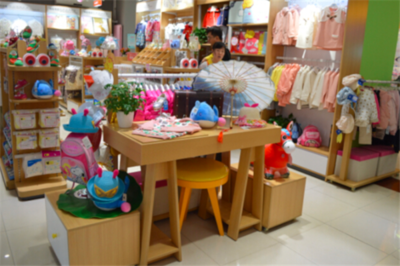 嬰王世家母嬰用品 專業與品質，守護寶寶健康成長